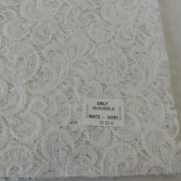 White Lace Fabric Samples 9 Pieces Unique Quality Fabrics Inc Polyester 24.75x14 - Picture 6 of 8